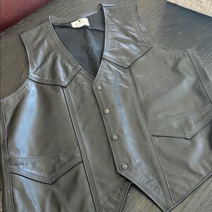 Black Top Grain Cowhide Leather Vest with Button Snap Closure Mens XL